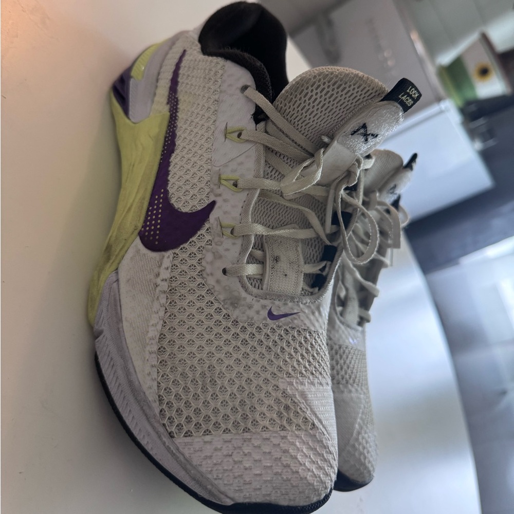 Women’s nike Metcon 7’s